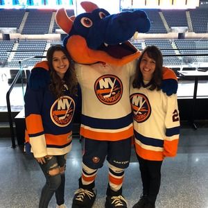 Meet your Posher, Michele